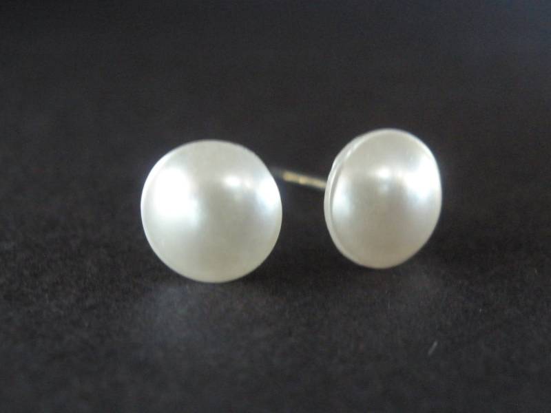 Perlenohrringe, Perle Ohrstecker, Post Ohrringe, Swarovski Perle, Weiße Brautjungfer Geschenke, Braut Ohrringe Perlenohrringe, Perle Ohrstecker, Post Ohrringe, Swarovski Perle, Weiße Brautjungfer Geschenke, Braut Ohrringe von mlejewelry