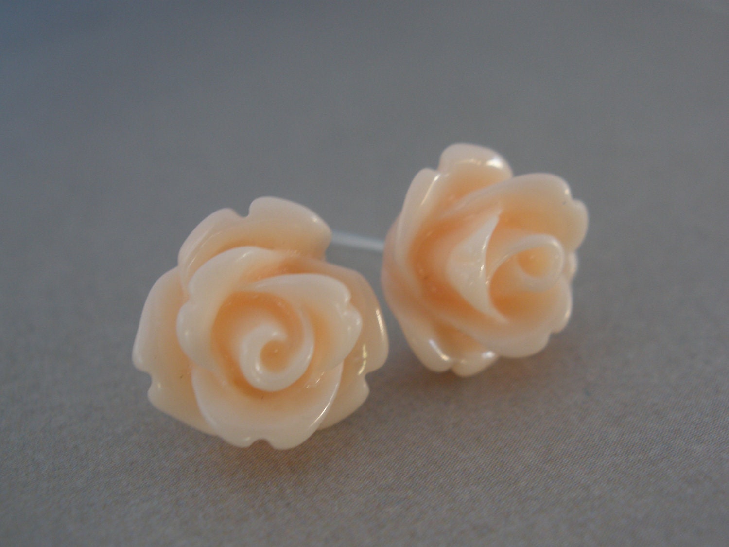 Pfirsich Ohrringe, Weiche Pfirsich, Leichte Schmuck, Hochzeit, Rose Blumenohrringe, Brautjungfer Geschenke Pfirsich Ohrringe, Weiche Pfirsich, Leichte Schmuck, Hochzeit, Rose Blumenohrringe, Brautjungfer Geschenke von mlejewelry