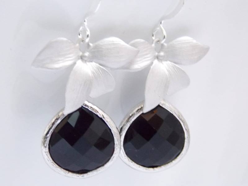 Schwarze Ohrringe, Glasohrringe, Silber Blumenohrringe, Brautjungfer Schmuck, Geschenke, Freund Geschenk Schwarze Ohrringe, Glasohrringe, Silber Blumenohrringe, Brautjungfer Schmuck, Geschenke, Freund Geschenk von mlejewelry