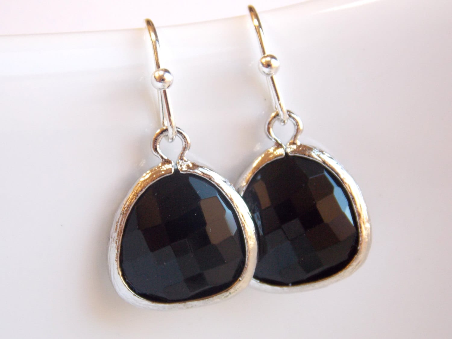 Schwarze Ohrringe, Silber Glas, Jet, Onyx, Hochzeitsschmuck, Brautjungfer Schmuck, Geschenke Schwarze Ohrringe, Silber Glas, Jet, Onyx, Hochzeitsschmuck, Brautjungfer Schmuck, Geschenke von mlejewelry