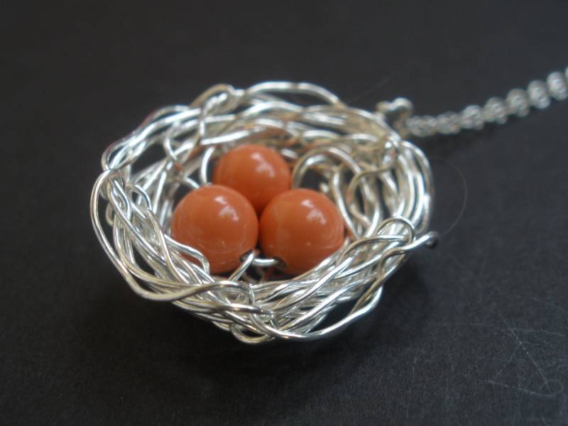 Vogel-Nest-Halskette, Mutter-Halskette, Orange-Halskette, Muttergeschenk, Koralle, Sterlingsilber, Swarovski-Perle, Wire Wrapped, Nest-Halskette Vogel-Nest-Halskette, Mutter-Halskette, Orange-Halskette, Muttergeschenk, Koralle, Sterlingsilber, Swarovski-Perle, Wire Wrapped, Nest-Halskette von mlejewelry