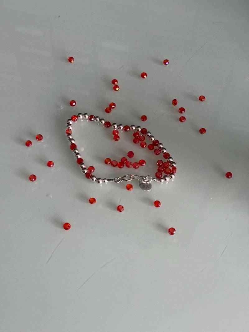 Atemberaubende Armband Ist Ein Schönes Stück Heiße Damenmode, Swarovski Funkeln Für Die Kommende Party-Saison Atemberaubende Armband Ist Ein Schönes Stück Heiße Damenmode, Swarovski Funkeln Für Die Kommende Party-Saison von mmilltownJewels