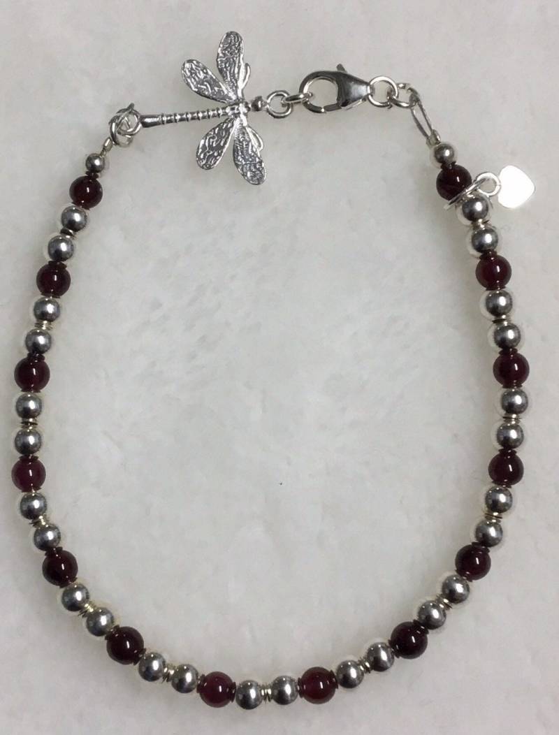 Diese Libellen Armbänder Sind Sehr Hübsch Und Zierlich Das Perfekte Geschenk Für Einen Besonderen Menschen Diese Libellen Armbänder Sind Sehr Hübsch Und Zierlich Das Perfekte Geschenk Für Einen Besonderen Menschen von mmilltownJewels