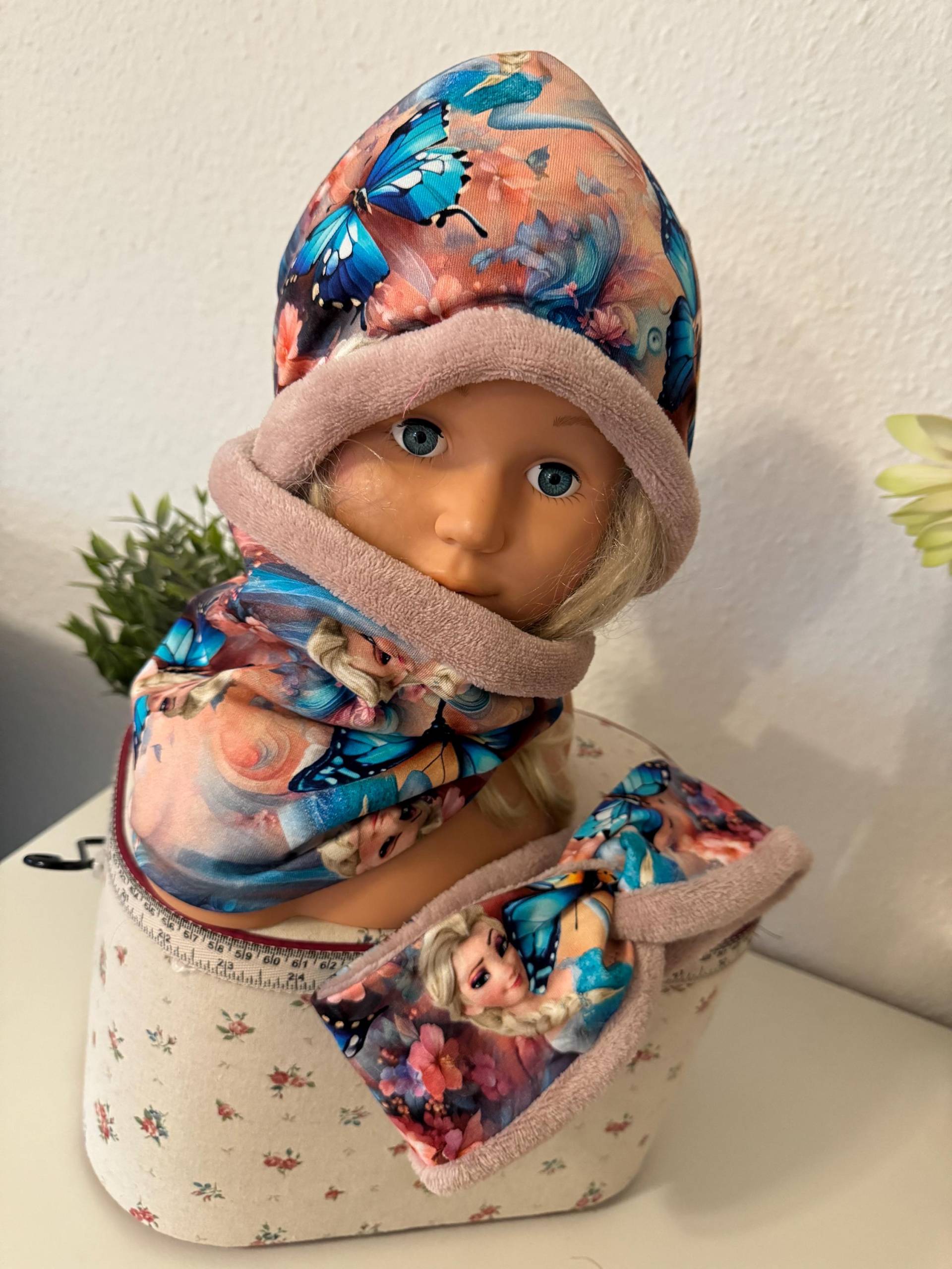 Eiskönigin Elsa Frozen Set Mütze Mit Loop, Stirnband Eiskönigin Elsa Frozen Set Mütze Mit Loop, Stirnband von modebine
