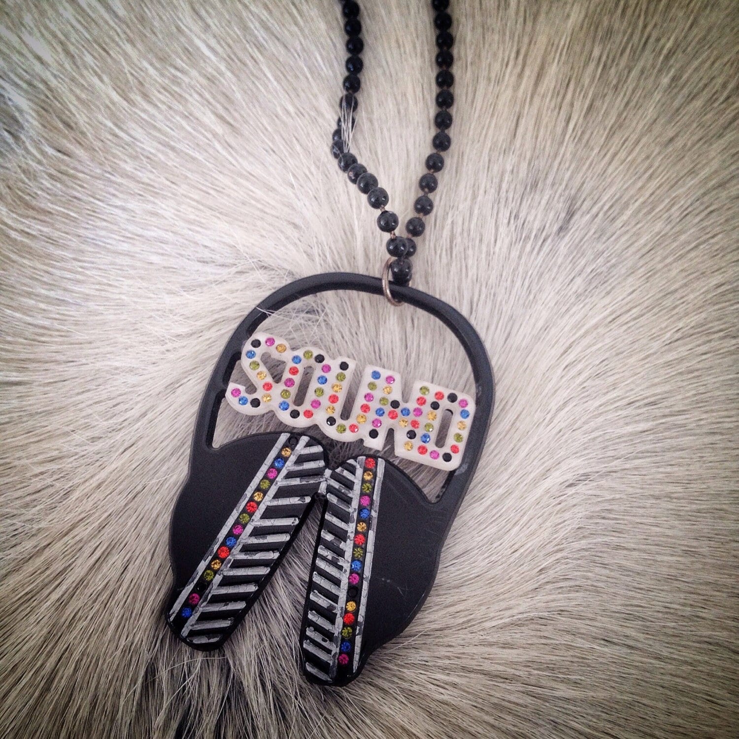 80Er Jahre Lange Halskette Dj Oder Musiker Geschenk, Vintage Unisex Schmuck Von Annalou Of London 80Er Jahre Lange Halskette Dj Oder Musiker Geschenk, Vintage Unisex Schmuck Von Annalou Of London von modernmatters