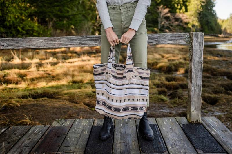 Travellin' Tote - Summit Boho Yoga Tasche Strandtasche Weekender Abenteuertasche Babytasche Markttasche Reisetasche von modestmaverickshop