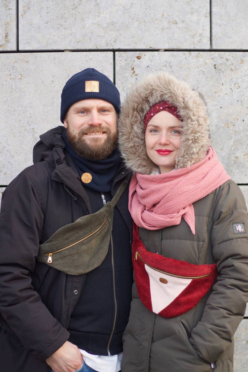 Musselin Tuch - Xxl Schal Uni Baumwolle Frühling Ostern Halswärmer Damen Accessoires Scandi Dreieckstuch Stola von moehredesign