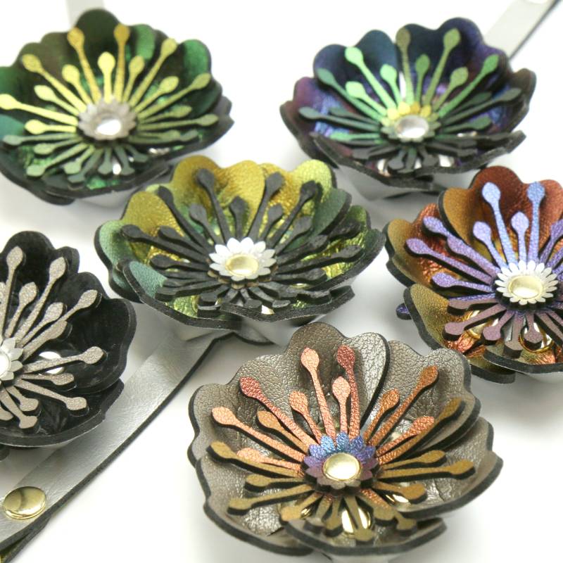 Kleiner Blumen Geldbeutel Charm, Veganer Reißverschluss Pull, Schlüsselanhänger, Kunstleder Taschenanhänger, Schlüsselanhänger | Made in Usa von mohop