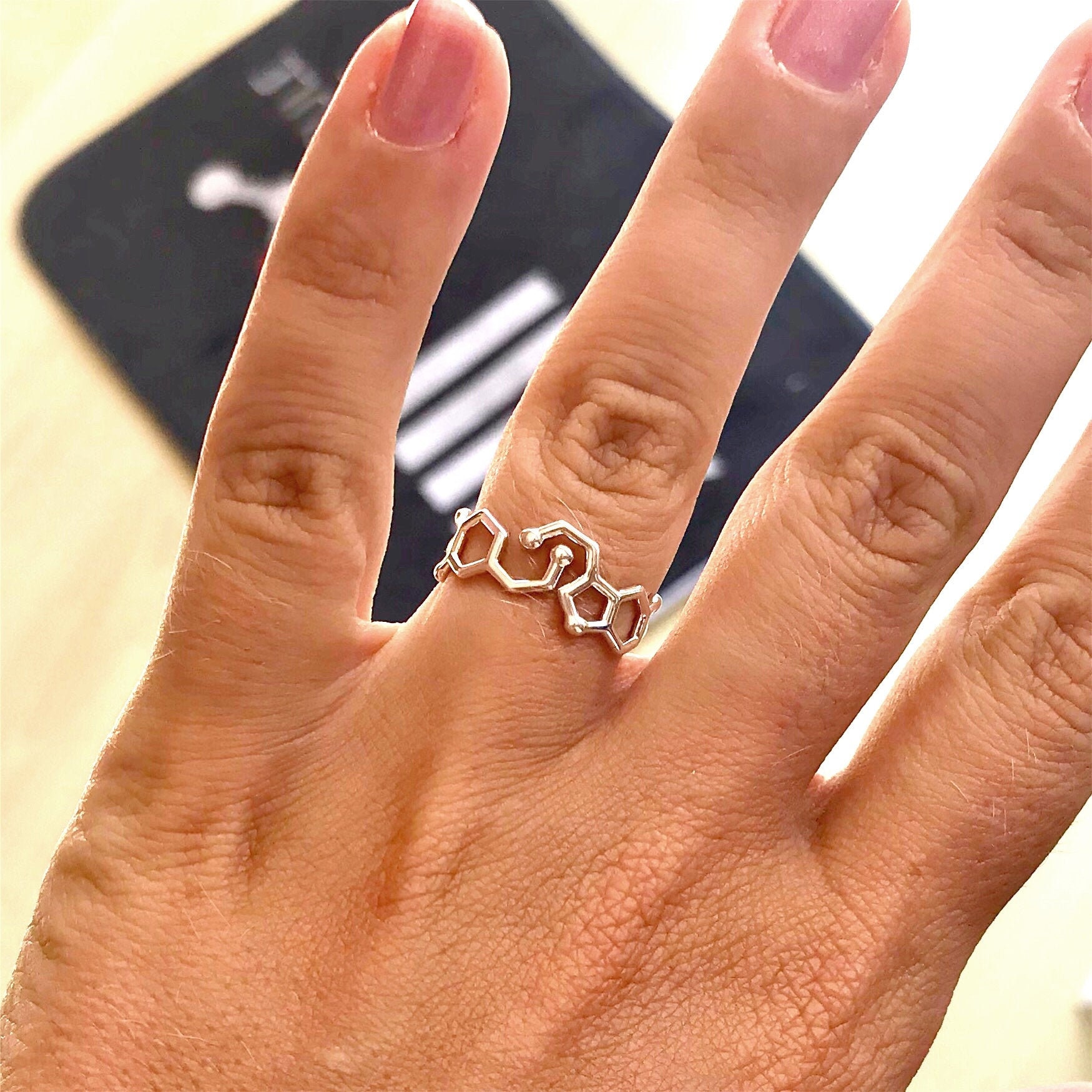 Serotonin + Dopamin Molekül Ring Serotonin + Dopamin Molekül Ring von moleculestore