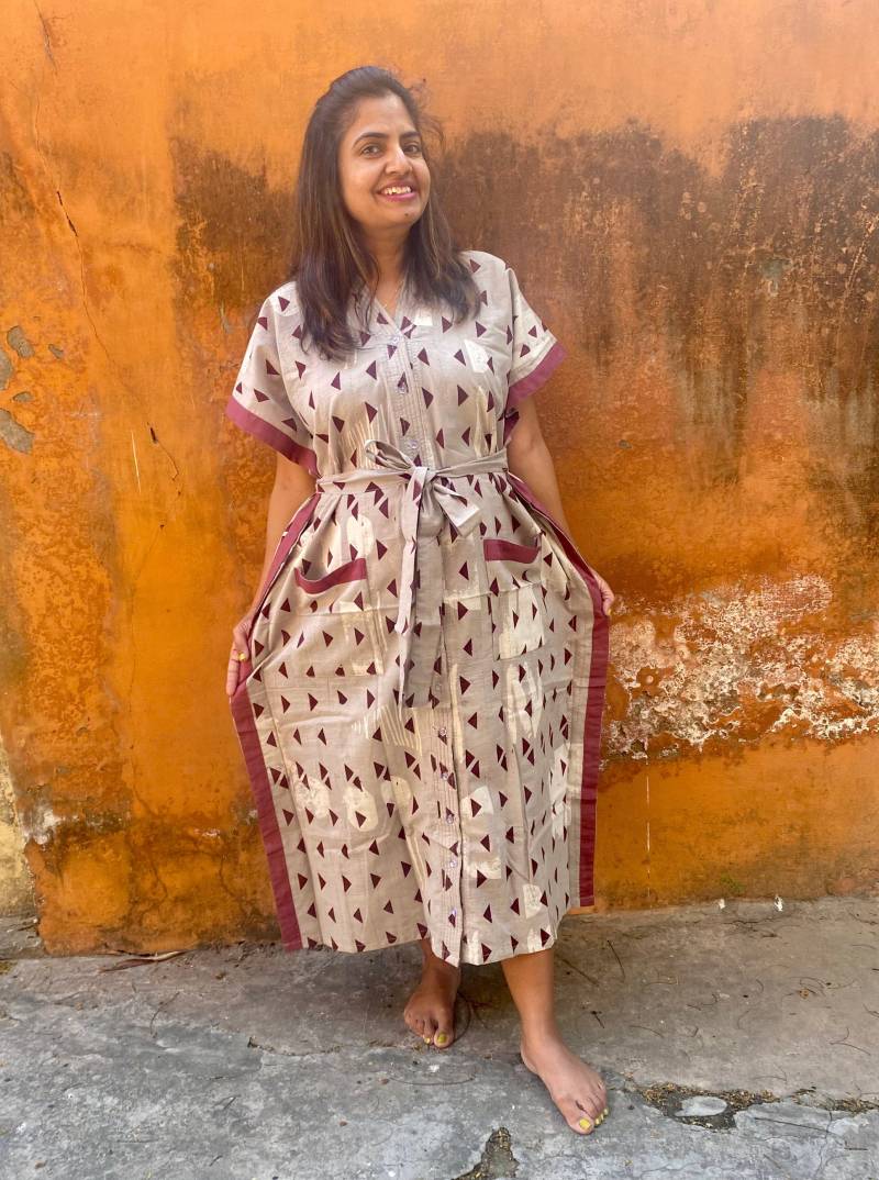 Beige Baumwolle Kaftan, Schwarzes Kleid, Weihnachtsgeschenke, Krankenhauskleid, Maxikleid, Stillkleid, Weihnachtskleid von mommyrobeclothing