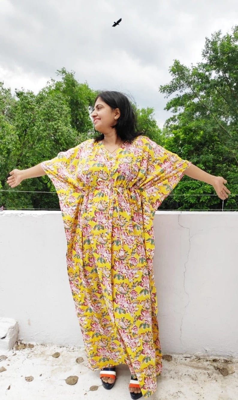 Gelb Geblümten Baumwolle Kaftan Maxikleid Plus Größe von mommyrobeclothing