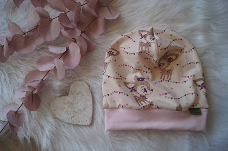 Beanie-Mütze Rehkitz Beige Goldglitzer, Bündchen Rosa Beanie-Mütze Rehkitz Beige Goldglitzer, Bündchen Rosa von momseven