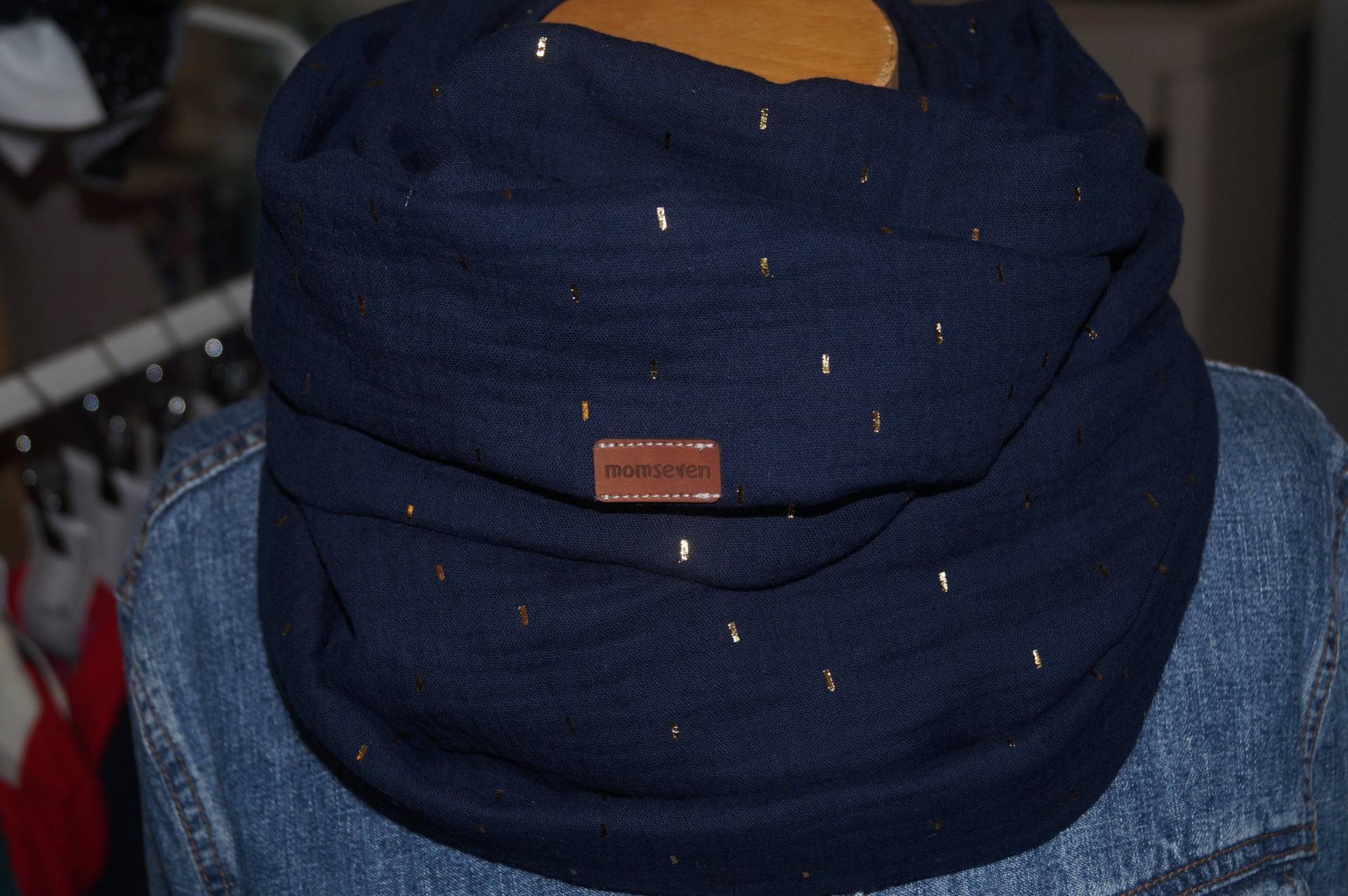 Loopschal Musselin Dunkelblau "striche" Gold Glänzend Loop von momseven