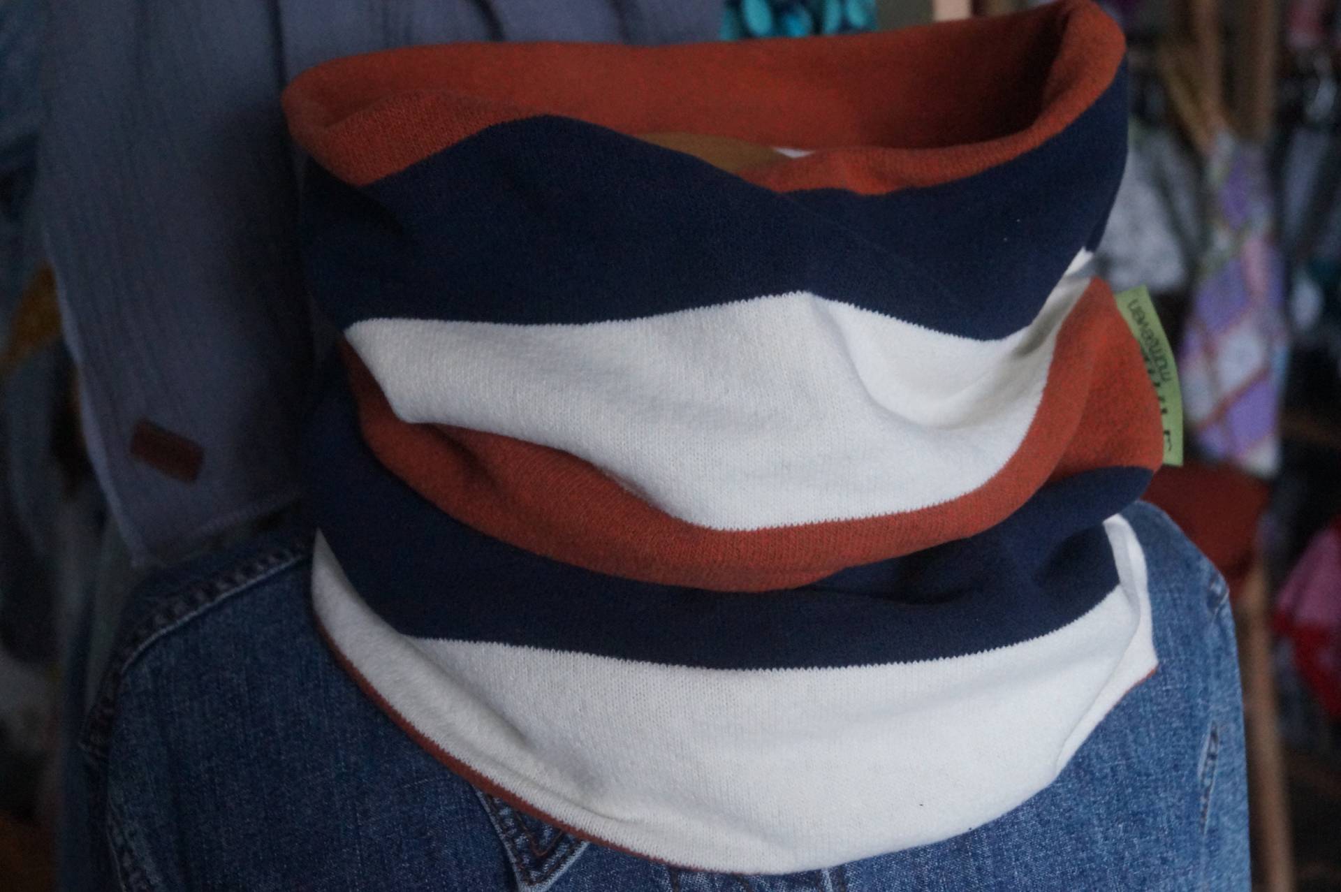 Schlupfschal Strickstoff Streifen Weich Dunkelblau Creme Rostbraun Winterschal Schal von momseven