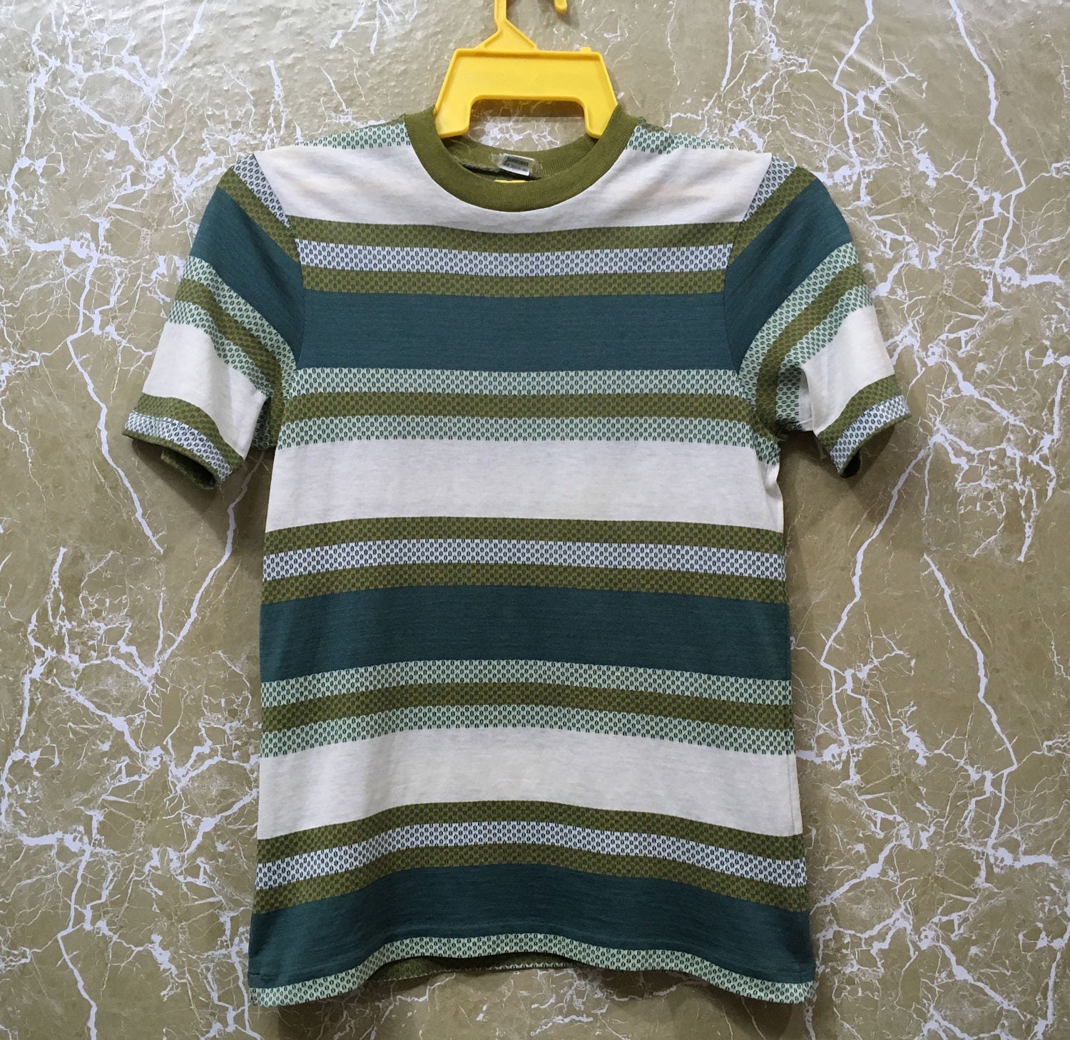 Vintage 80Er Jahre Jantzen Gestreiftes T Shirt Small Size von monalisausedauction