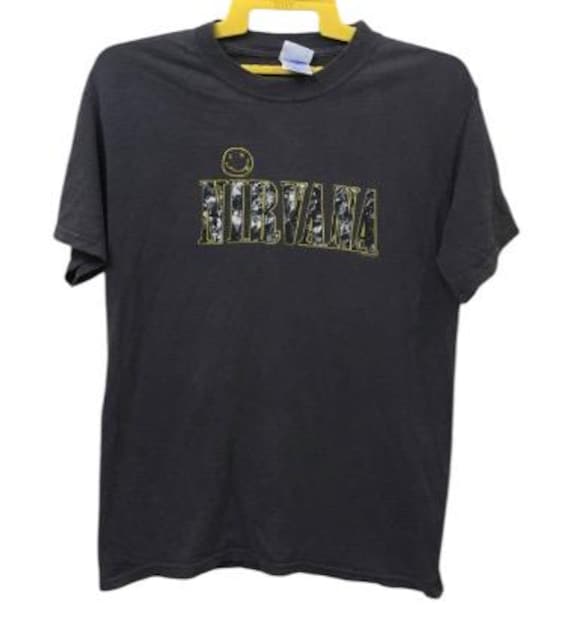 Vintage 90Er Jahre Nirvana Smile Tour Grunge Kurt Cobain Band Shirt Gr. M von monalisausedauction