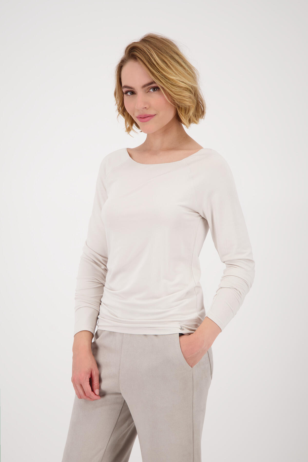 monari - Basic-Langarmshirt oat milk - Gr. - 38 von monari