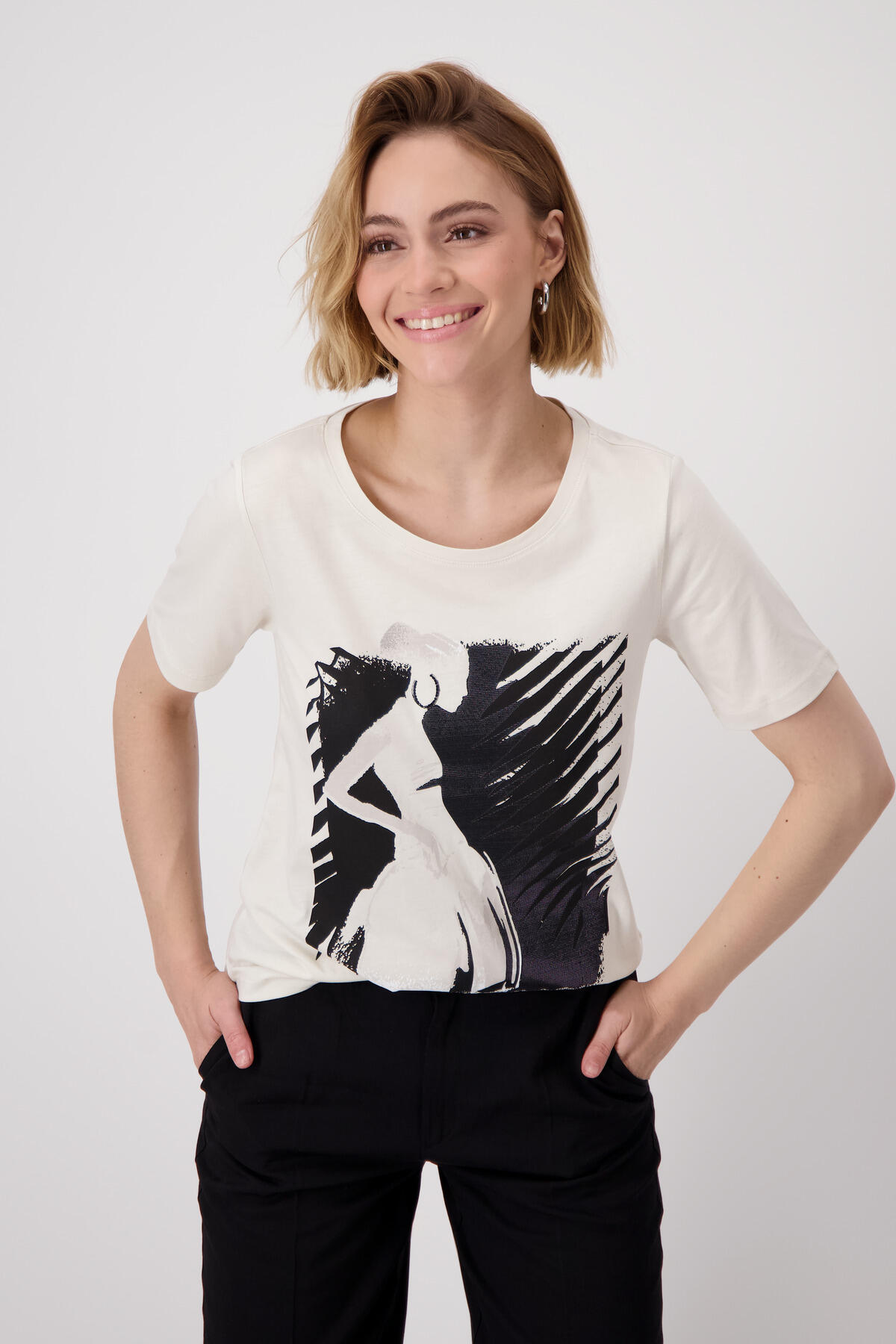 monari - T-Shirt mit Frauenzeichnung seashell - Gr. - 42 von monari