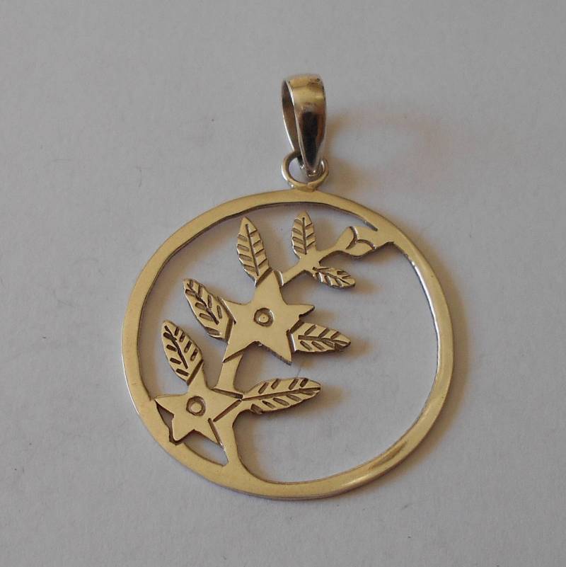 Handgefertigter Anhänger Aus 925 Sterling Silber Handgefertigter Anhänger Aus 925 Sterling Silber von mondosilver