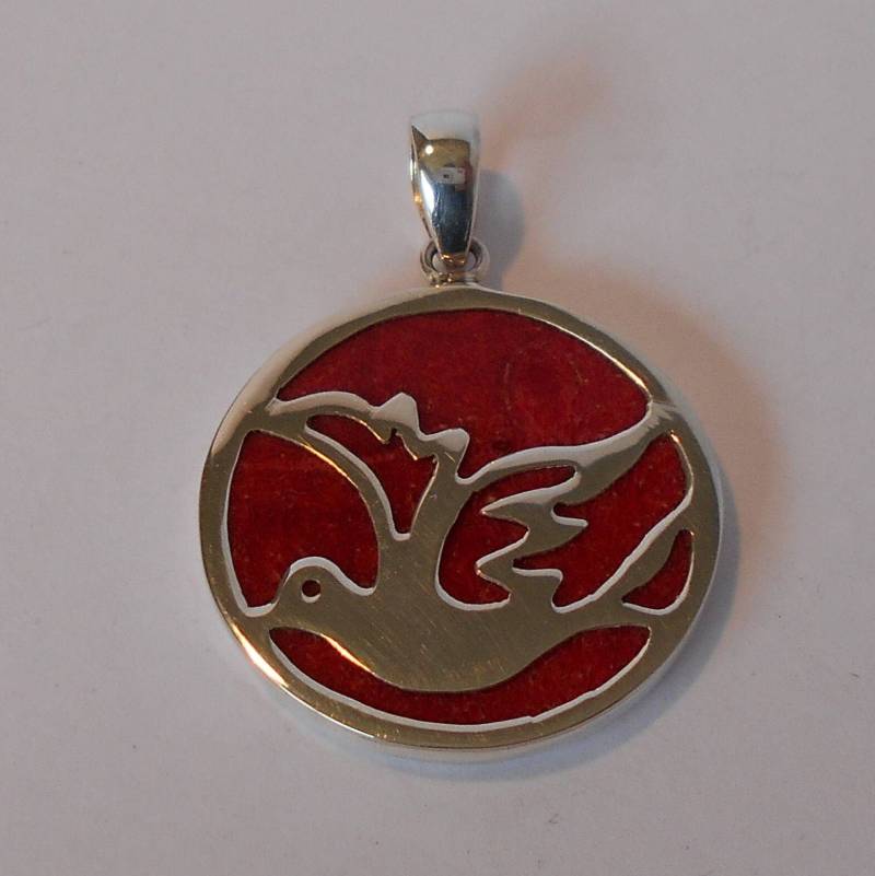 Handgefertigter Anhänger Aus 925Er Silber Und Koralle Handgefertigter Anhänger Aus 925Er Silber Und Koralle von mondosilver