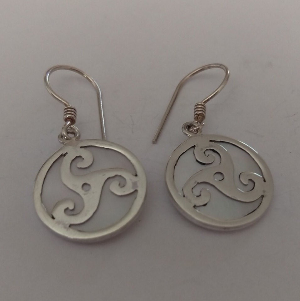 Handgemachte Massive 925 Sterling Silber Perlmutt Ohrring Handgemachte Massive 925 Sterling Silber Perlmutt Ohrring von mondosilver
