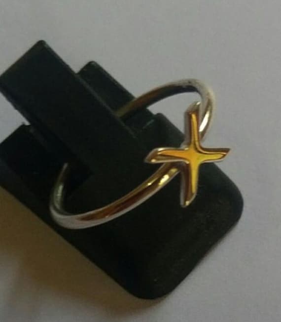 Handgemachter Ring Aus 925-Silber Handgemachter Ring Aus 925-Silber von mondosilver