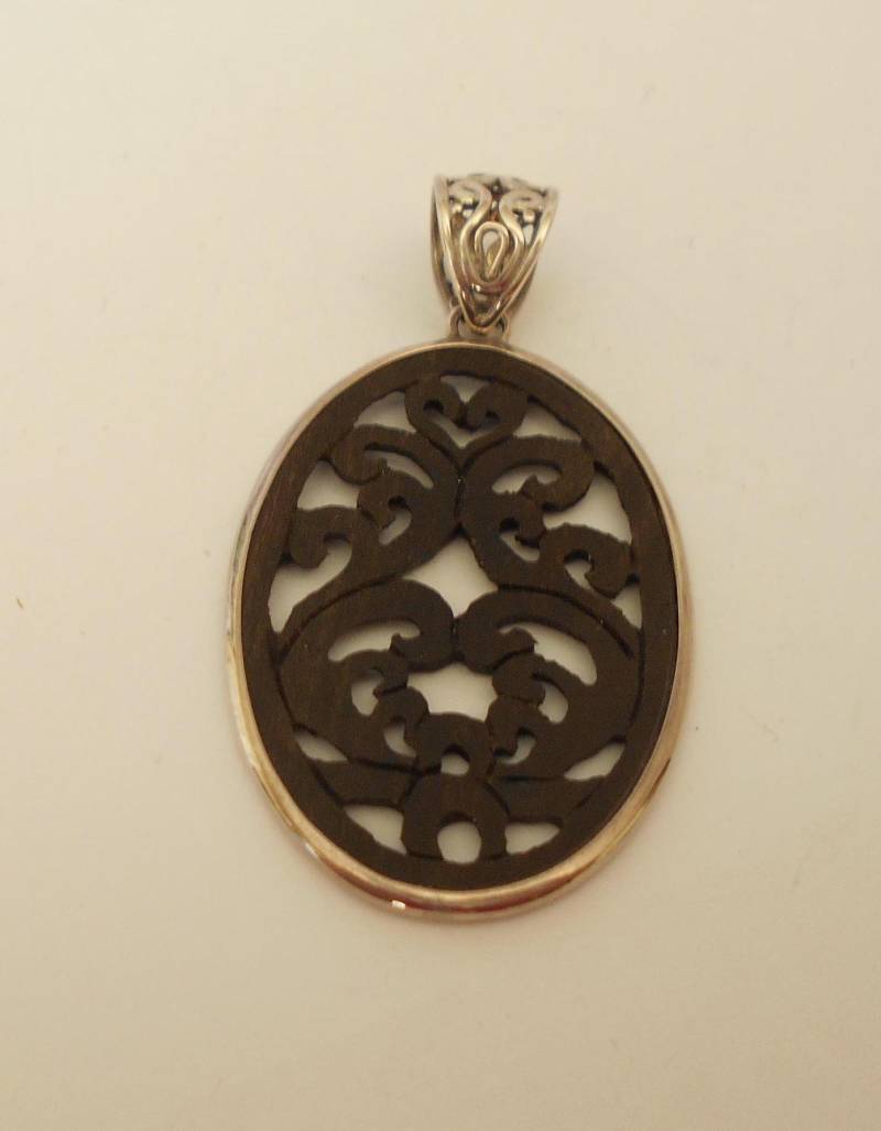 Handmade Sterling 925 Silber Und Holz Anhänger Handmade Sterling 925 Silber Und Holz Anhänger von mondosilver