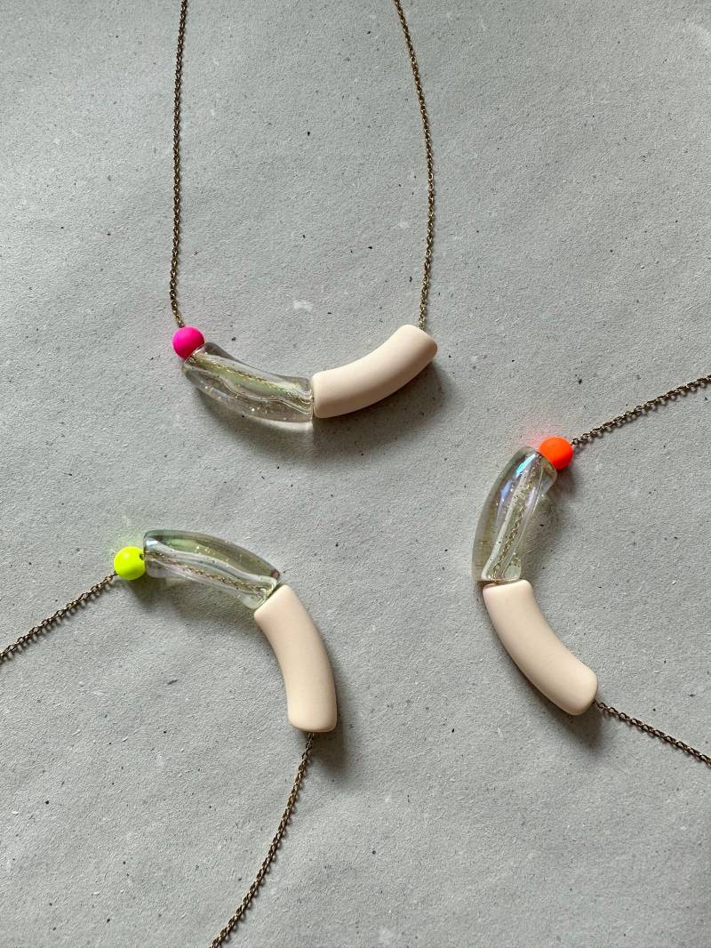 Kette - Tube Neon/Beige Kette - Tube Neon/Beige von moneSatelier