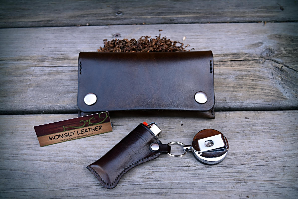 Dunkelbraun Leder Tabak Witz Kit Mit Bic Clipper Anti-Flug Ausziehbare Leder Leichter Fall, Vollblüte Reines Naturleder von monguyleather