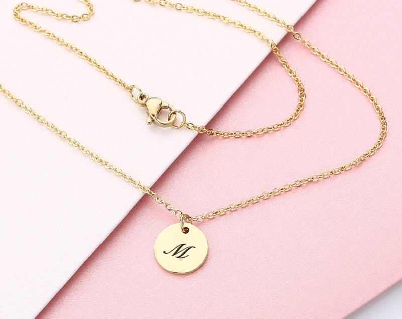 Personalisierter Edelstahl Plättchen Anhänger von monogramarea