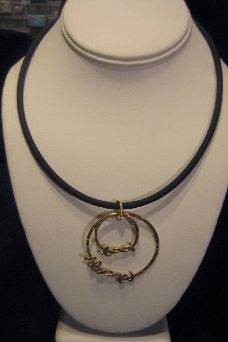 Doppelte Circle Anhänger Doppelte Circle Anhänger von monteirodesigns