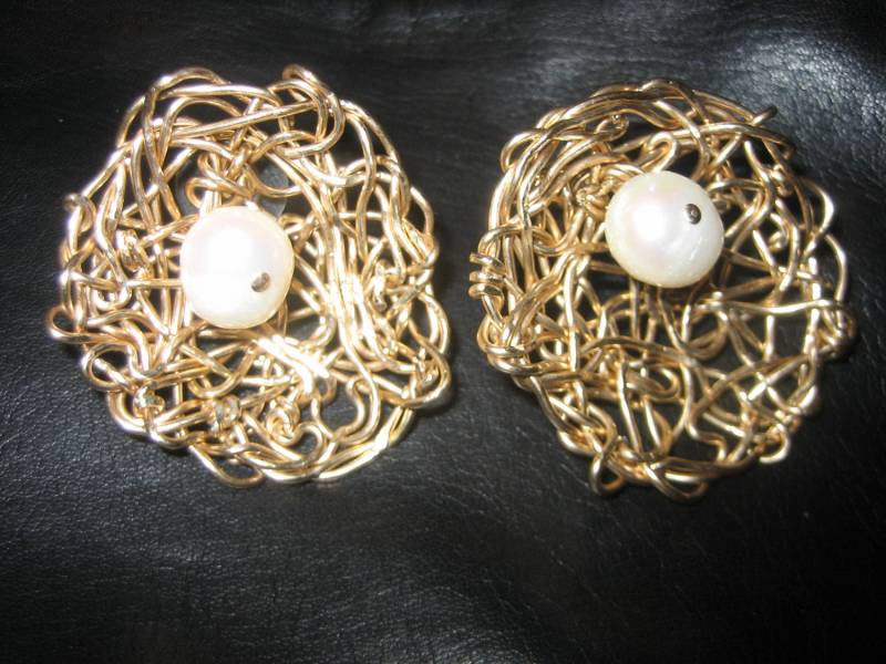 Fleur-Ohrstecker von monteirodesigns