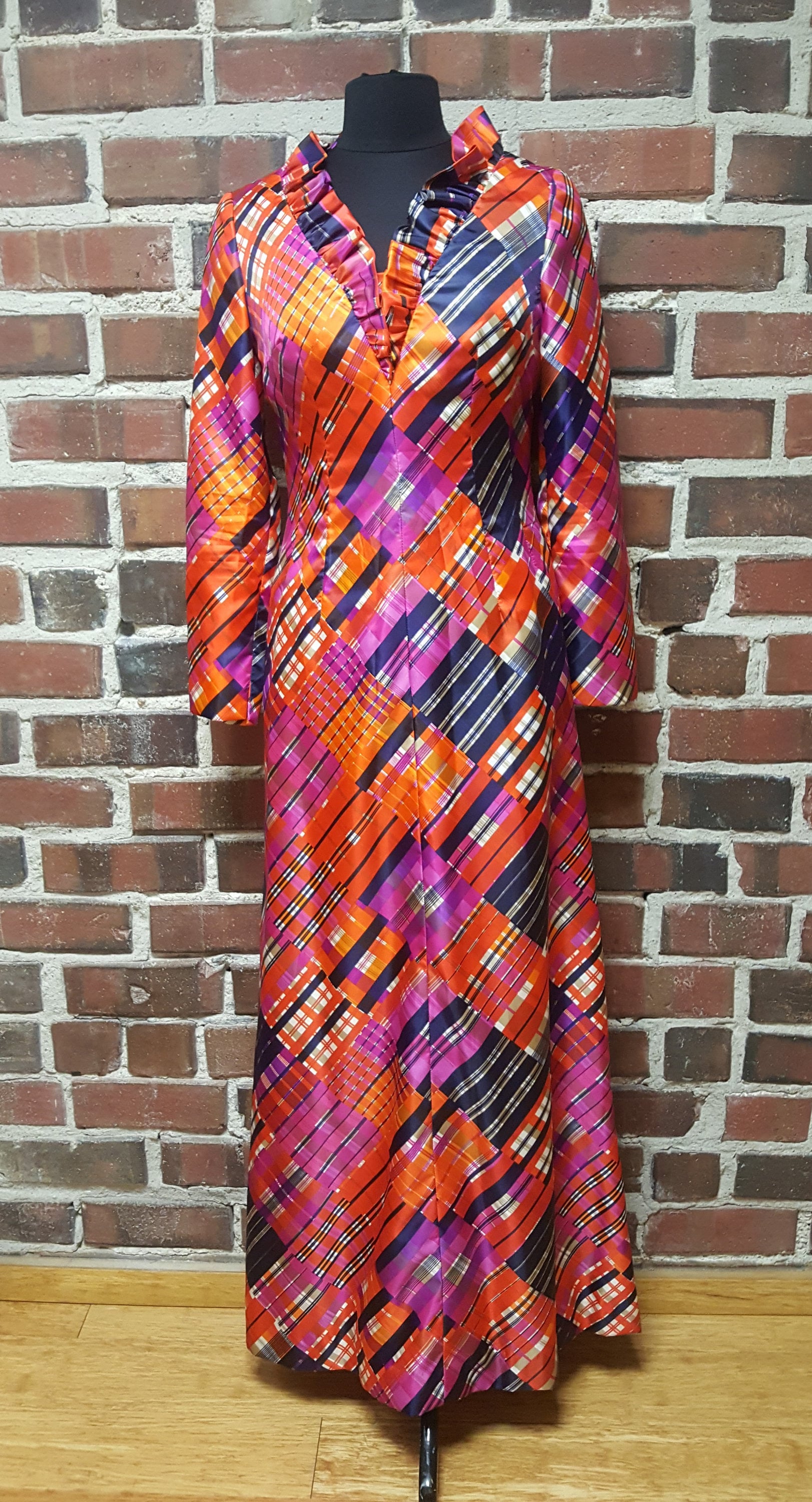 Vintage 1970Er/70Er Jahre Karierten Maxi Kleid Größe S/M Vintage 1970Er/70Er Jahre Karierten Maxi Kleid Größe S/M von mooncityvintageshop
