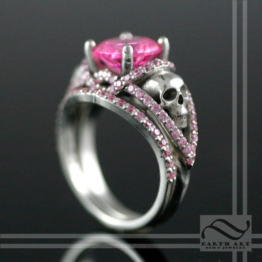 Silber Schädel Verlobungsring in Sterling Und Rosa Zirkonia - Mit Weiß Schwarz Cz Auch Erhältlich von mooredesign13