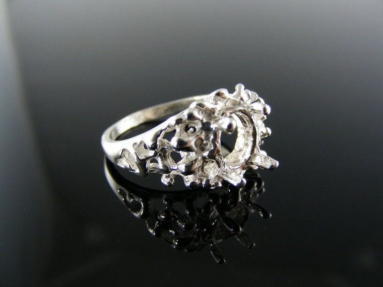 2501 Ring Einstellung Sterling Silber Größe 4, 75, 8 X 6 Mm Ovalen Stein 2501 Ring Einstellung Sterling Silber Größe 4, 75, 8 X 6 Mm Ovalen Stein von moosecryjewelry