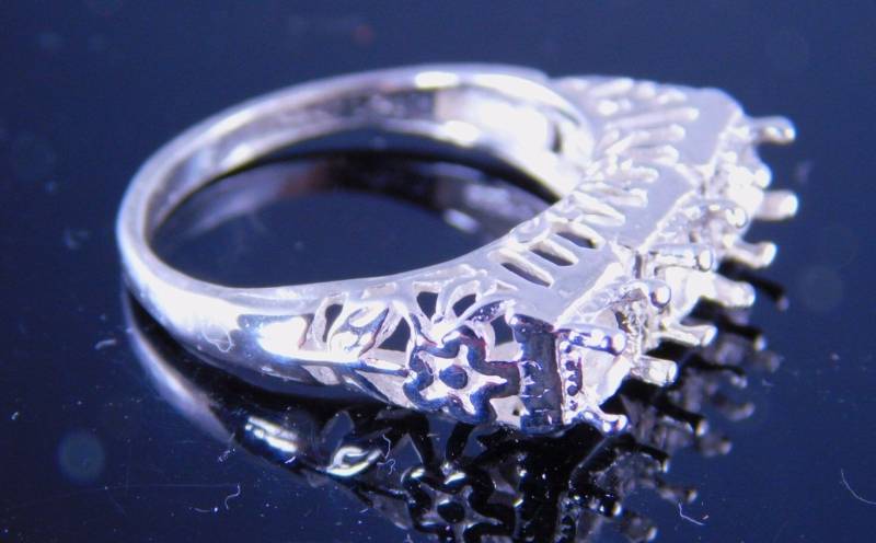 6227 Sterling Silber Filigrane Ring-Einstellung, 3 Stein, - 4, 5 Mm Rund Facettiert Edelstein, Größe 8, 5 [Versandkostenfrei Und Größenverstellbar] von moosecryjewelry