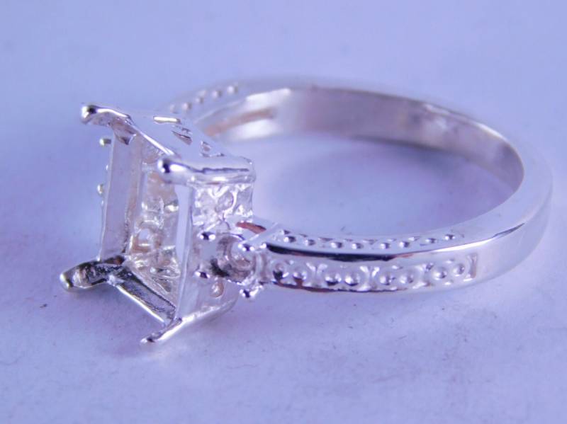 6282 Ring Sterling Silber, 9 X 7 Smaragd Geschnitten Mitte Stein & 2-2, 5 Mm Akzent Steine, Größe [Kostenlose Und Kostenloser Versand] von moosecryjewelry