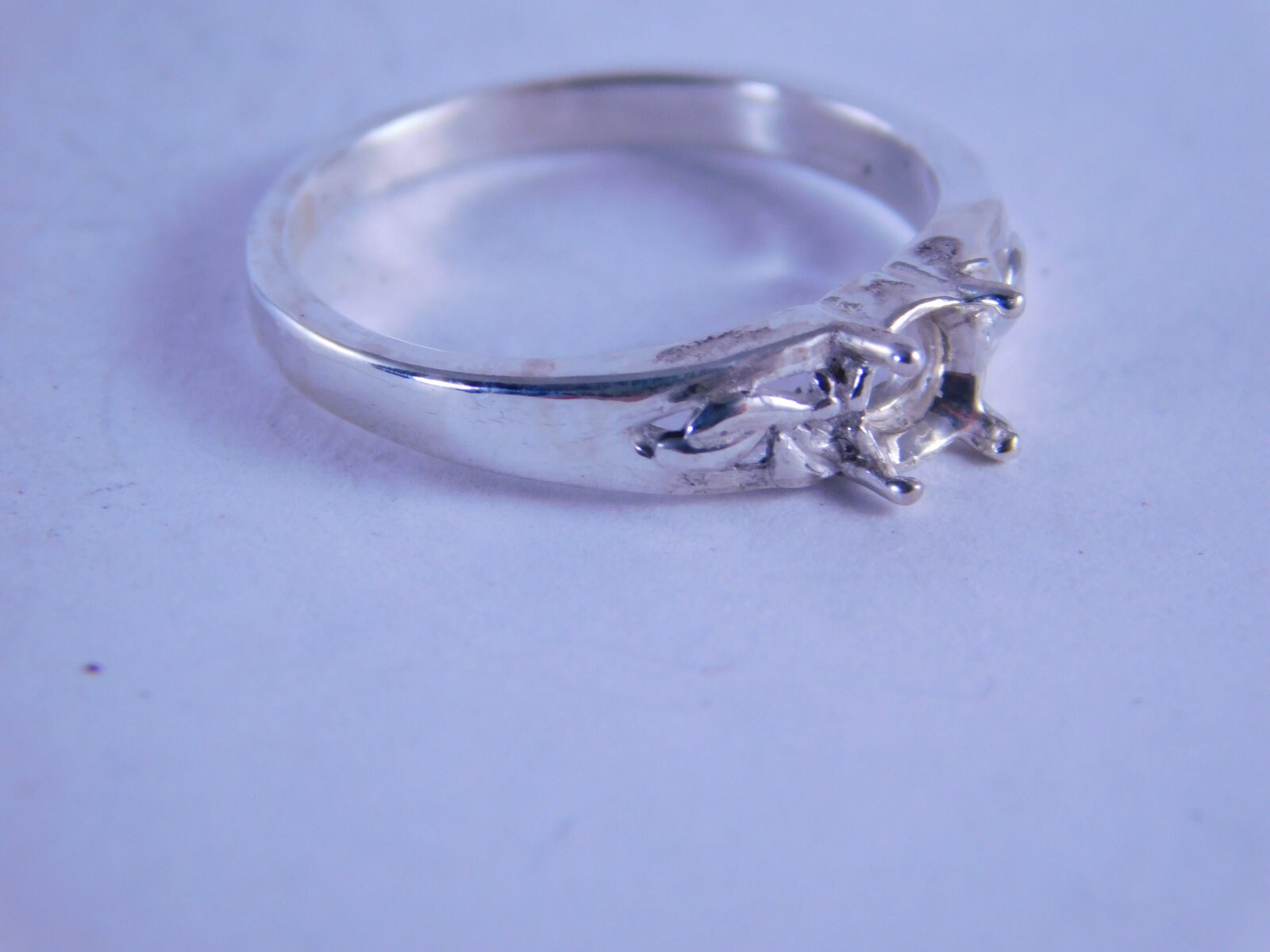 6311 Sterling Silber Ring Einstellung, 5 Mm Rundstein, Größe 6, 75 6311 Sterling Silber Ring Einstellung, 5 Mm Rundstein, Größe 6, 75 von moosecryjewelry