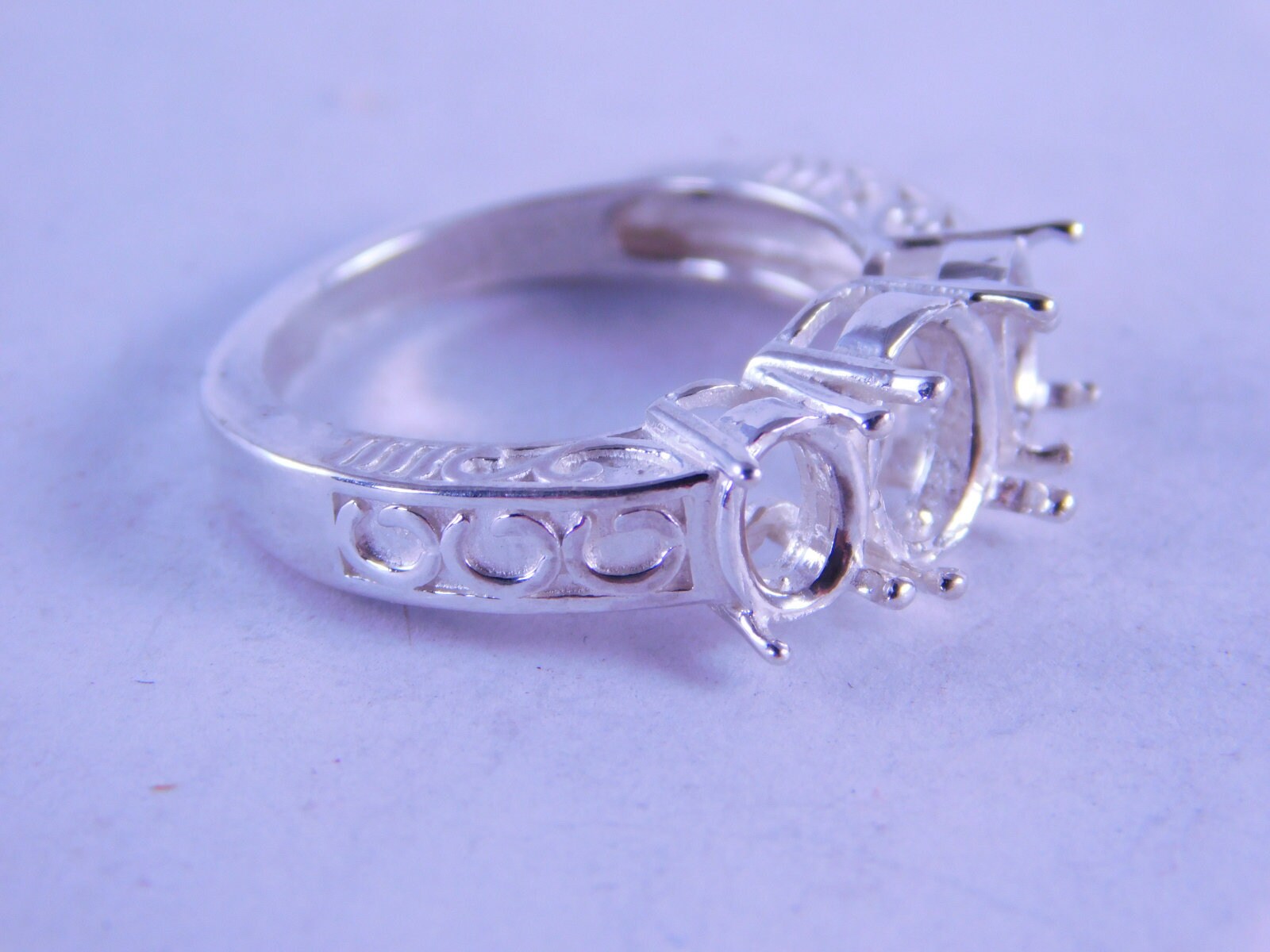 6320 Sterling Silber Ring Einstellung 1-7x5 Mm Und 2-6x4 Ovale Steine, Größe 7, 25, [Kostenlose Kostenloser Versand] von moosecryjewelry