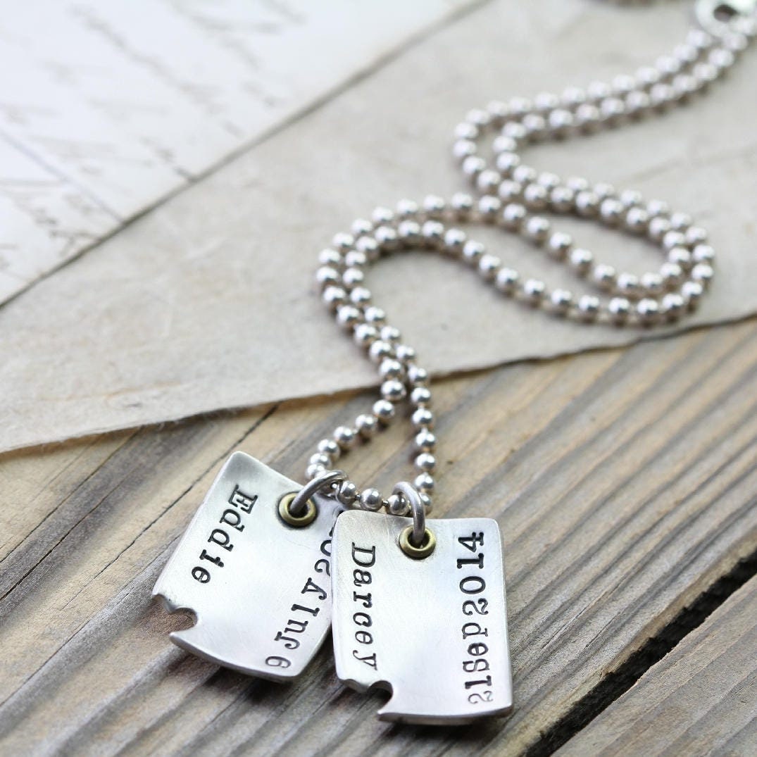 Personalisierte Silber Dog Tag Herz Halskette - Geschwungene Liebe Hundemarken Für Weihnachten Geschenk von morganandfrench