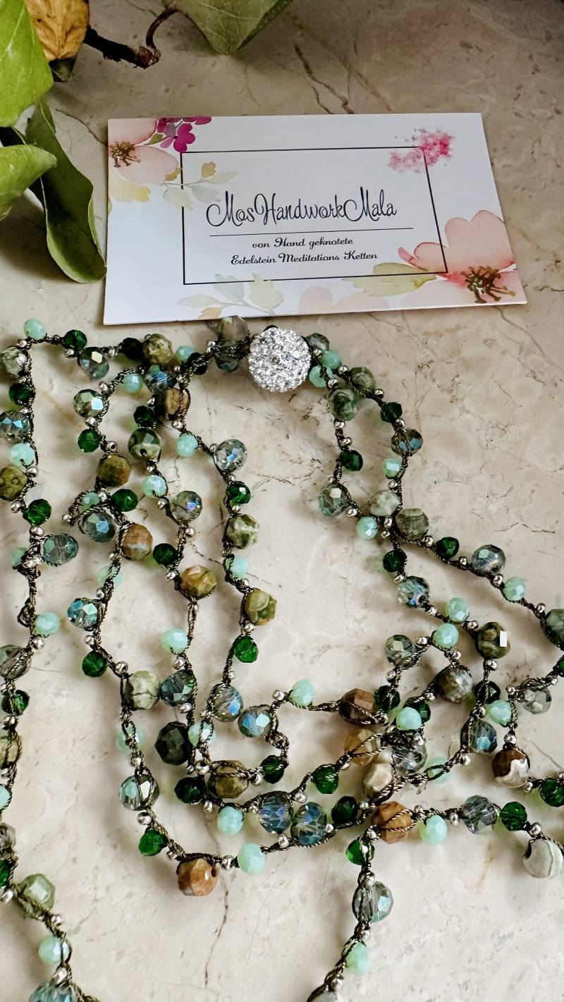 Handgehäkelte Kette Mit Epidot - Facettierte Glasperlen Schmuck Für Innere Stärke Und Mentale Klarheit-Edelsteinkette von moshandworkdesign