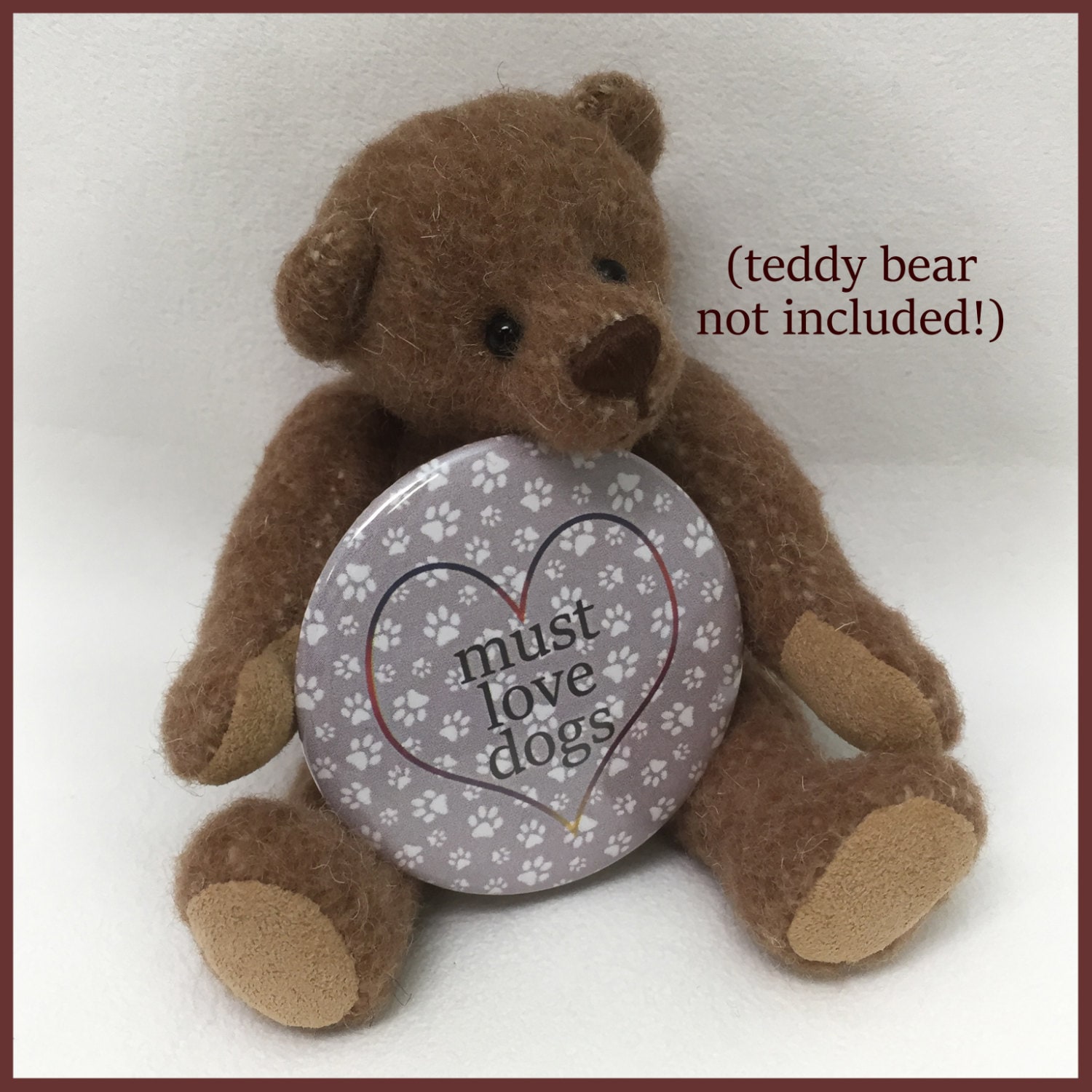 2 1/4" Pinback Schaltfläche"Muss Liebe Hunde" von mostlybears