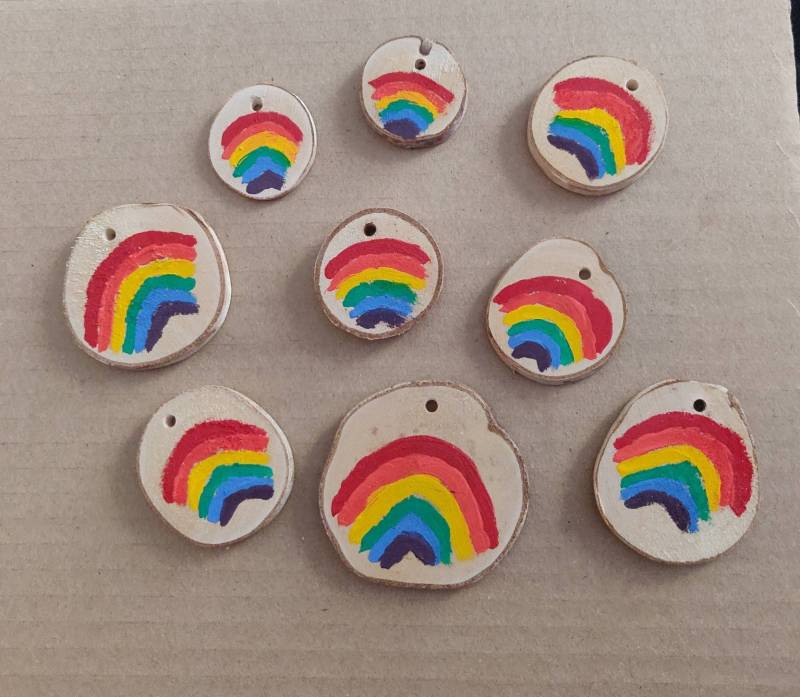 Holzanhänger "Regenbogen' von motleydarkART