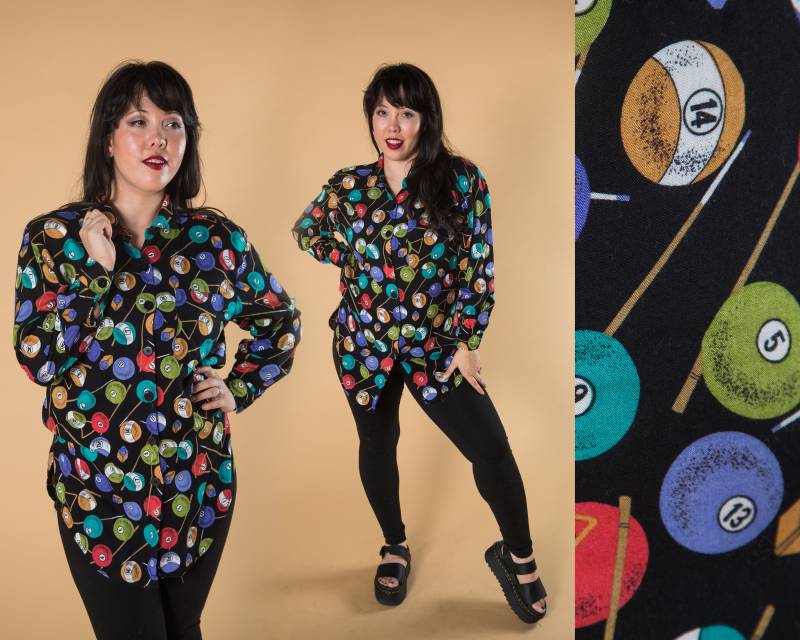 Fun 1980S Rtw Ready To Wind-Down Button Up Pool Balls & Cue Print - 1x, 2x von movementmattersco