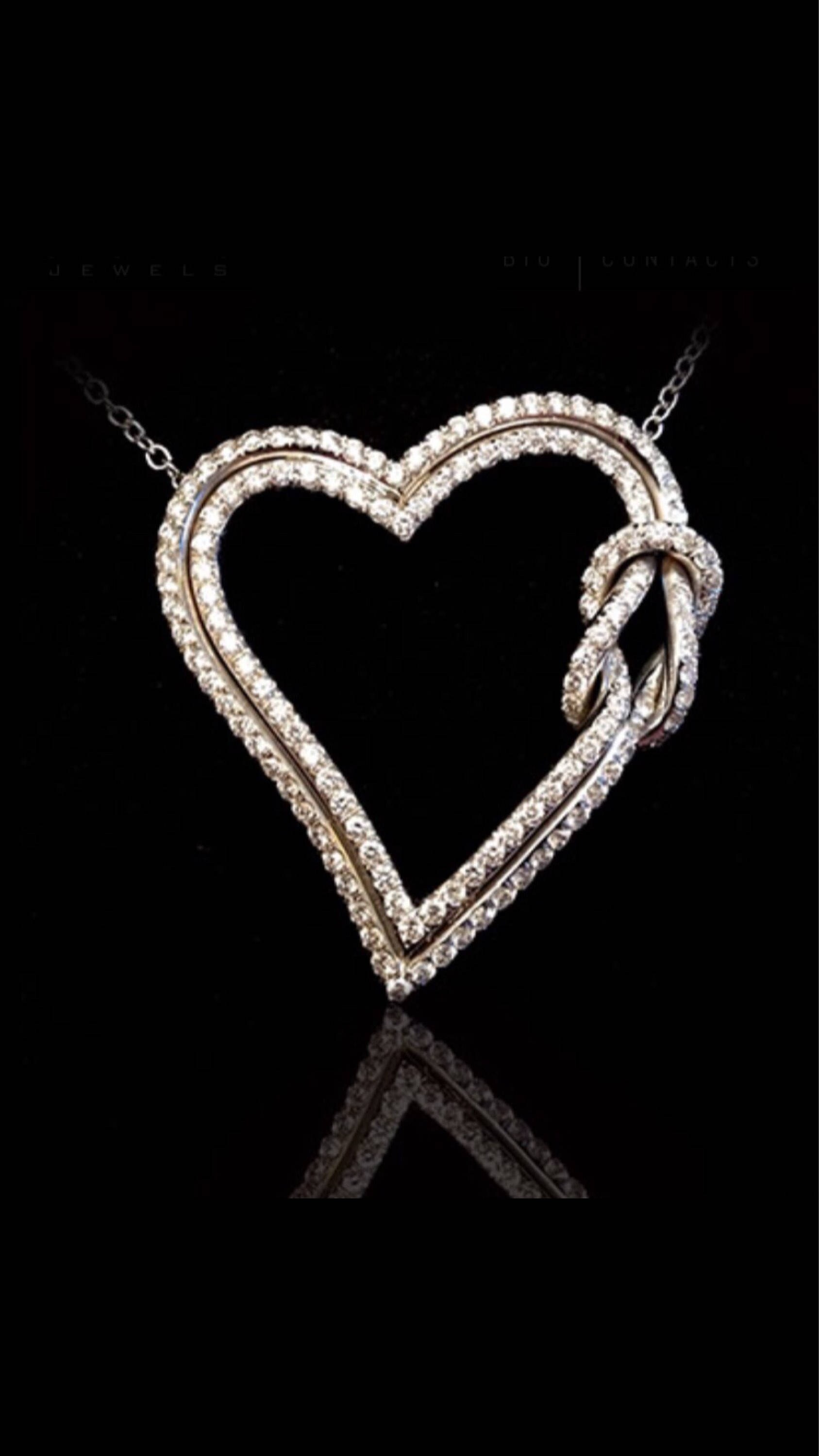 Halskette Mit Herzförmigem Anhänger Halskette Mit Herzförmigem Anhänger von mpjewelsmilano