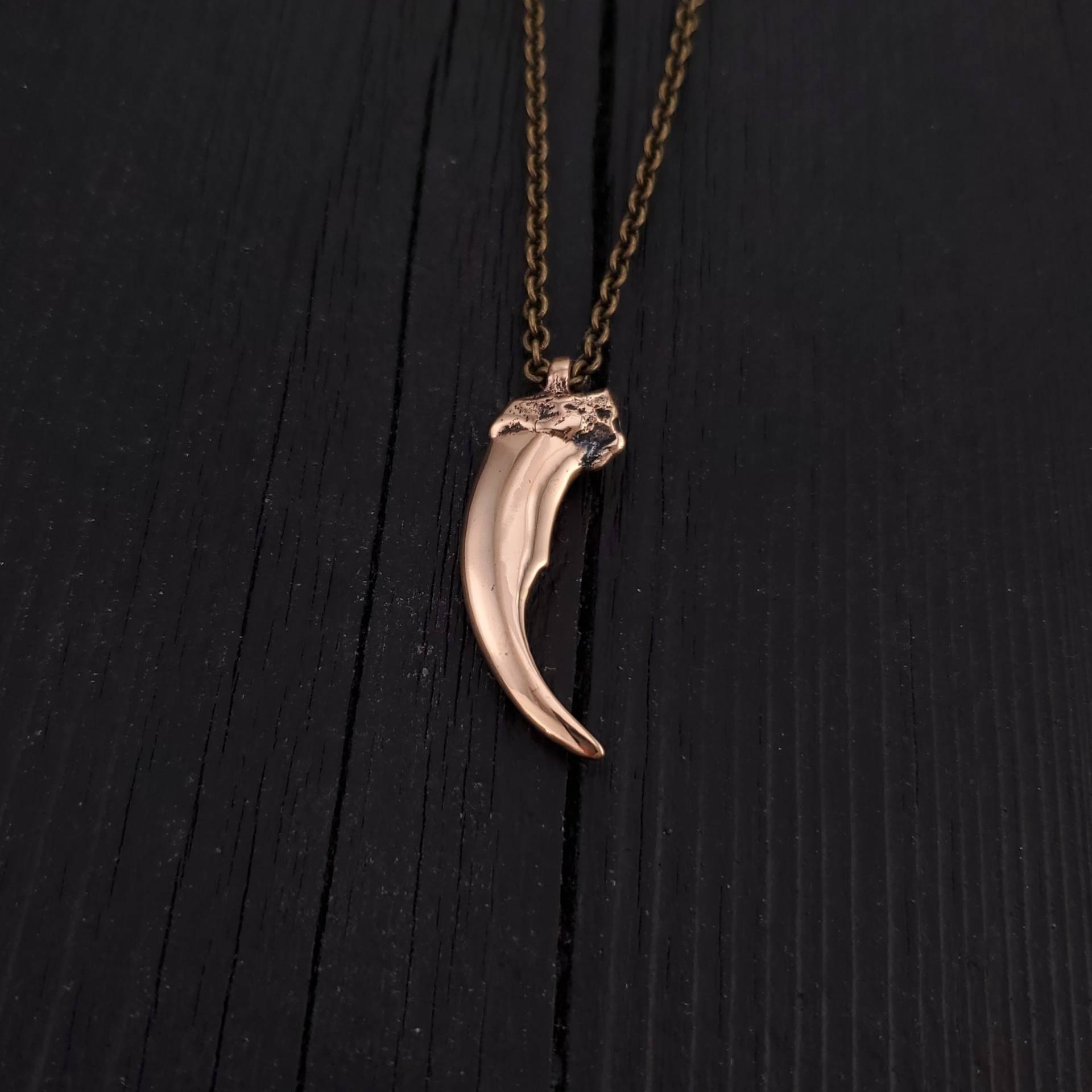 Arctic Wolf Claw Anhänger - Rosegold Bronze, 3-3/10, 2 cm von mrd74