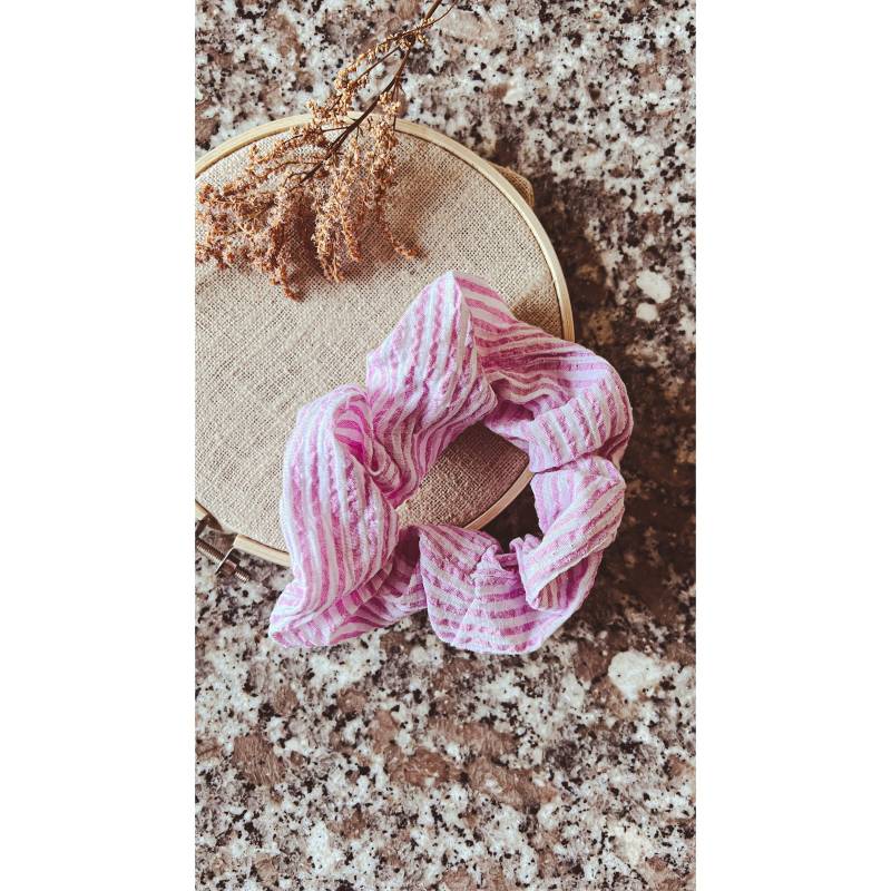 Verspieltes, Mädchenhaftes Scrunchie von muBend