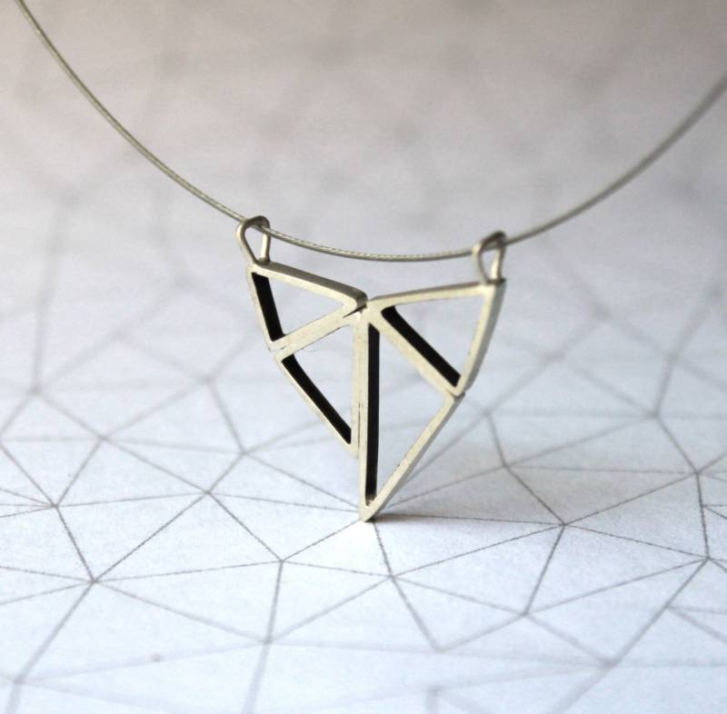 Zusammengesetzte Dreiecke Anhänger - Halskette Sterling Silber von mujoyas