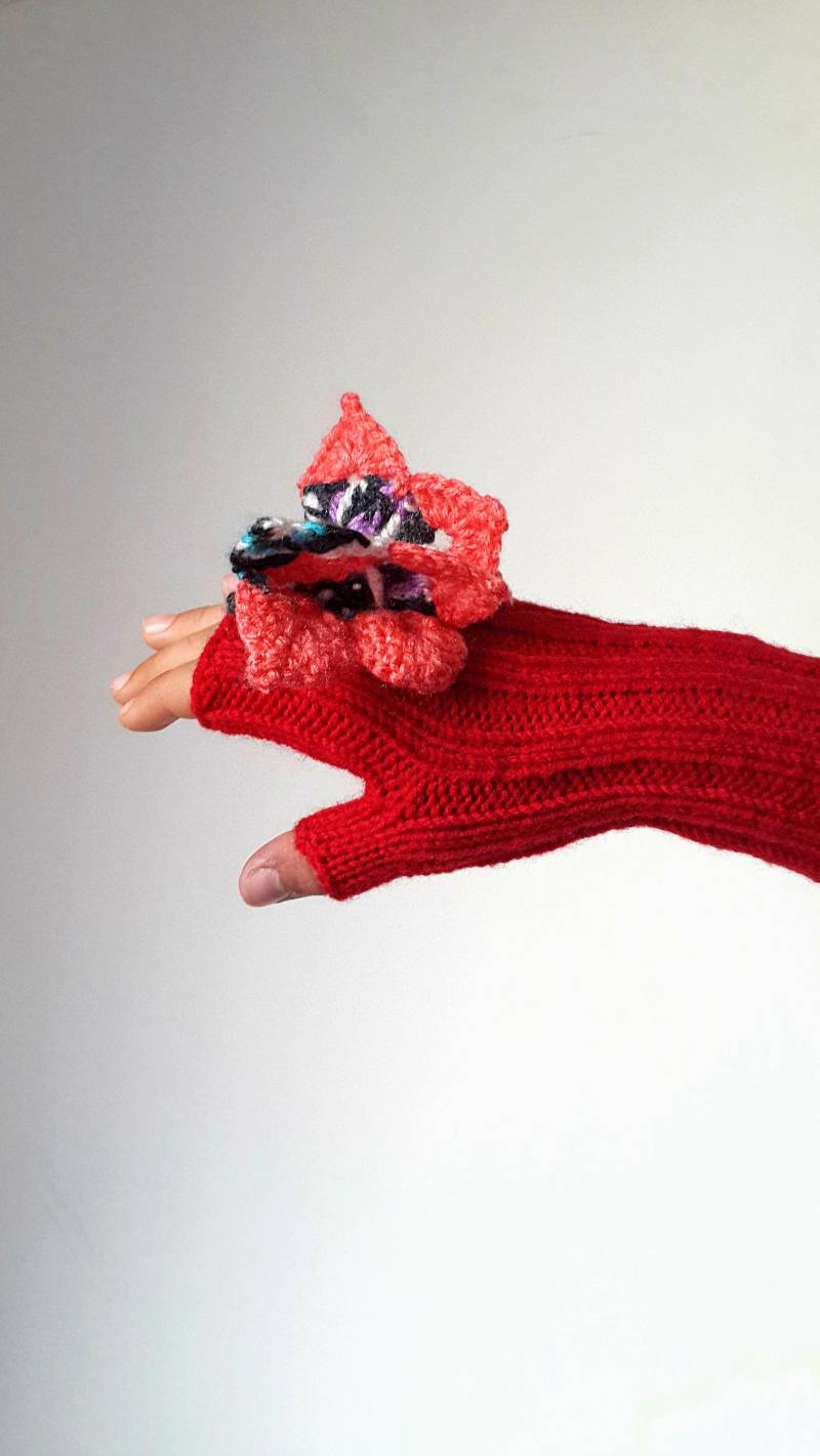 Butterfly Twisted Wonderland Handschuh, Geschenkidee Handgemachte Fäustlinge, Marmorierter Strickhandschuh, Tierhäkelarbeit, Fingerloses von muratyusuf