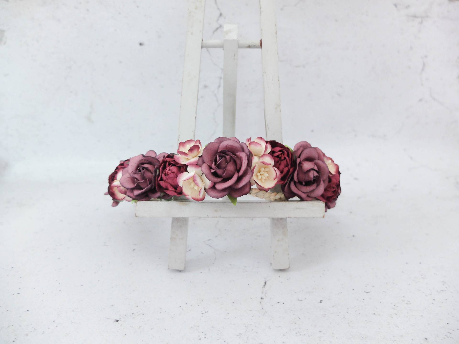 Blumenkranz Burgund Pflaume Hochzeit Blumenhaarkranz Blumenkranz Burgund Pflaume Hochzeit Blumenhaarkranz von musefleur
